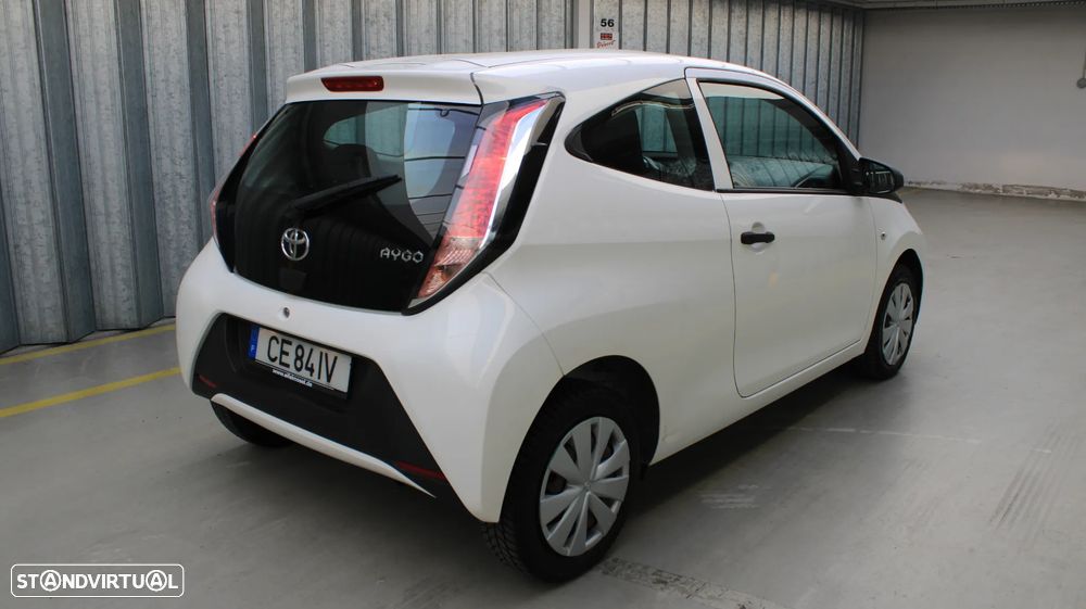 Toyota Aygo x-play - 40