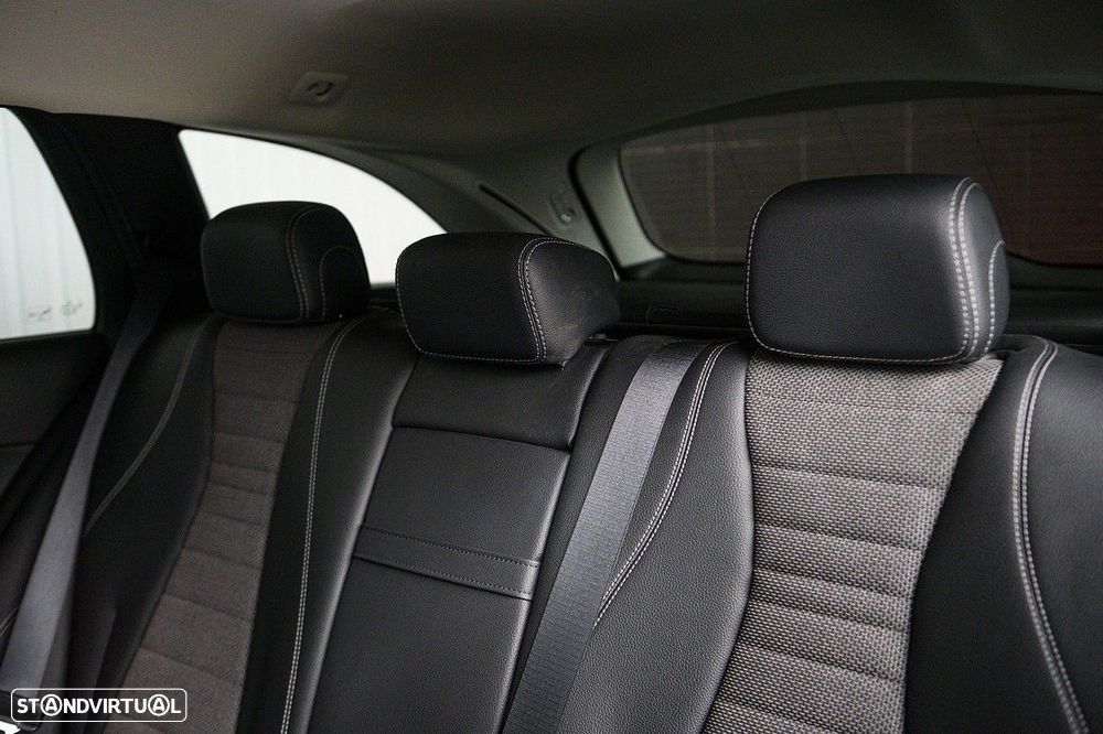Mercedes-Benz E 300 de Avantgarde - 20
