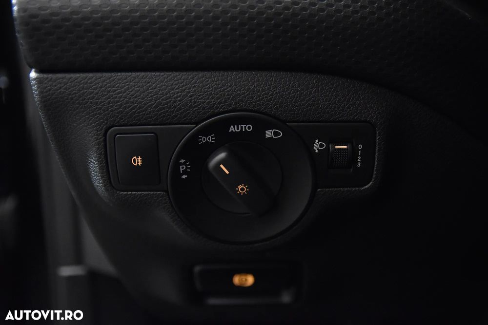 Mercedes-Benz A 160 Standard - 14