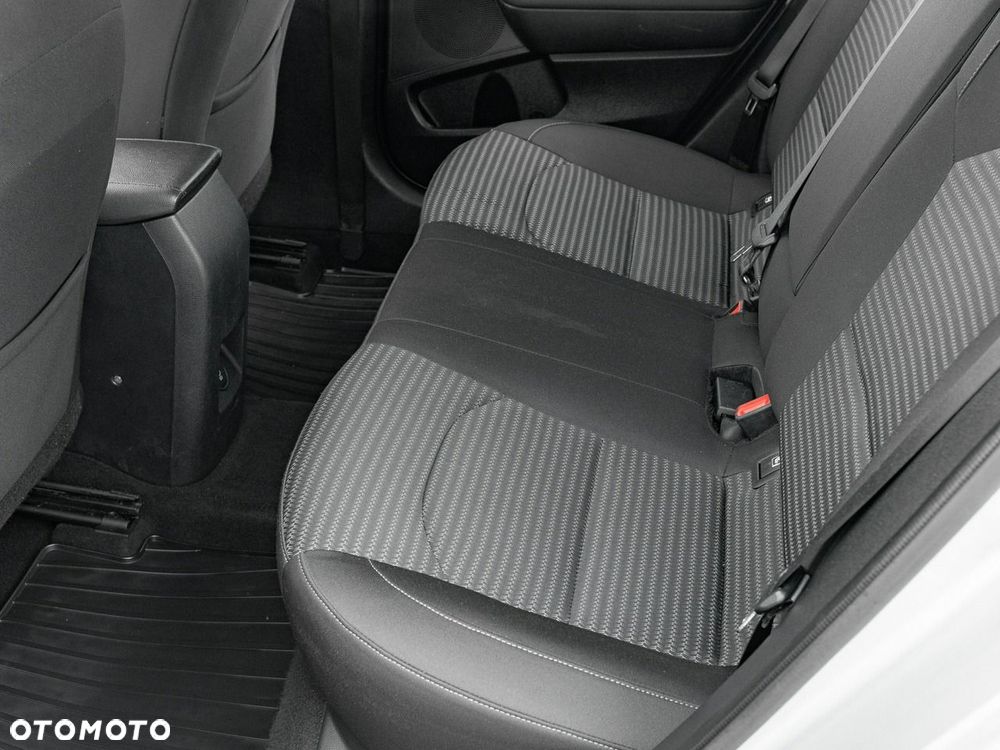 Kia Ceed 1.5 T-GDI M - 23