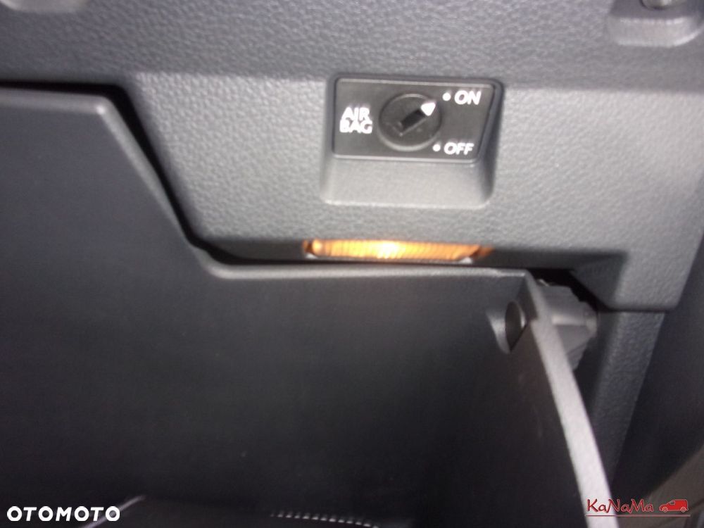 Volkswagen Caddy - 22