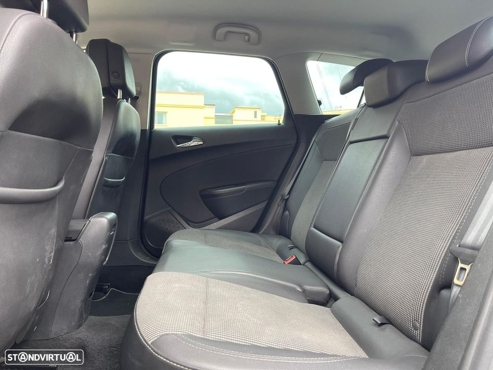 Opel Astra Sports Tourer 1.6 CDTi Excite S/S - 10