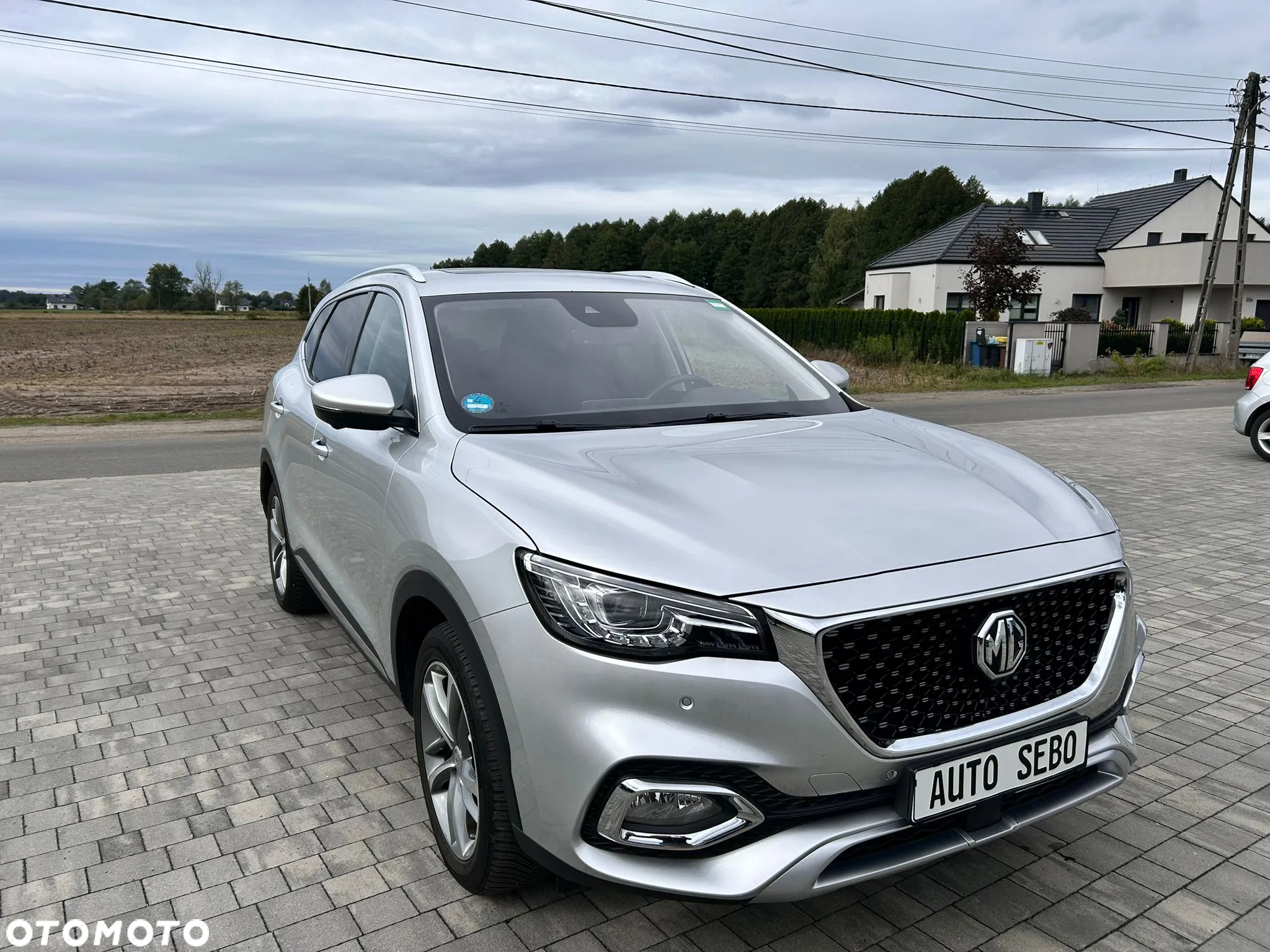 MG HS 1.5 T-GDI Exclusive - 2
