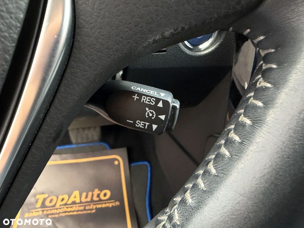 Toyota Auris - 25