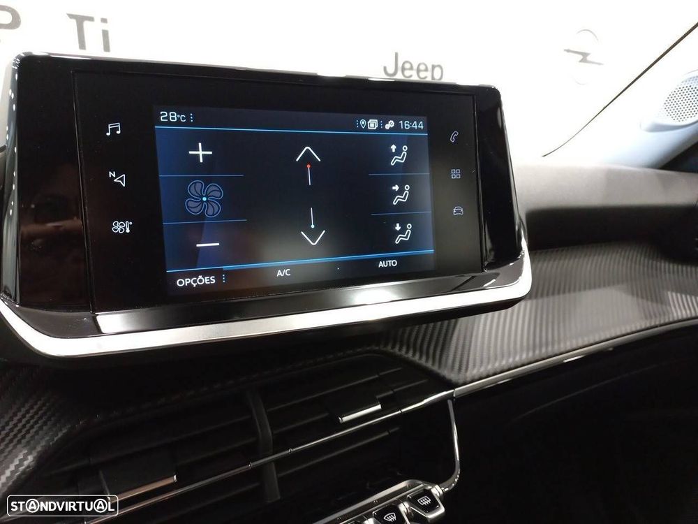 Peugeot 2008 1.2 PureTech Active Pack - 11