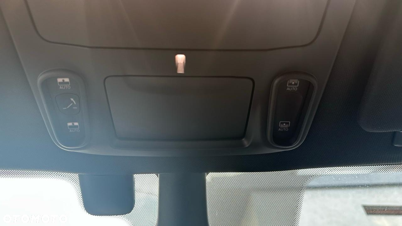 Chrysler Pacifica - 6