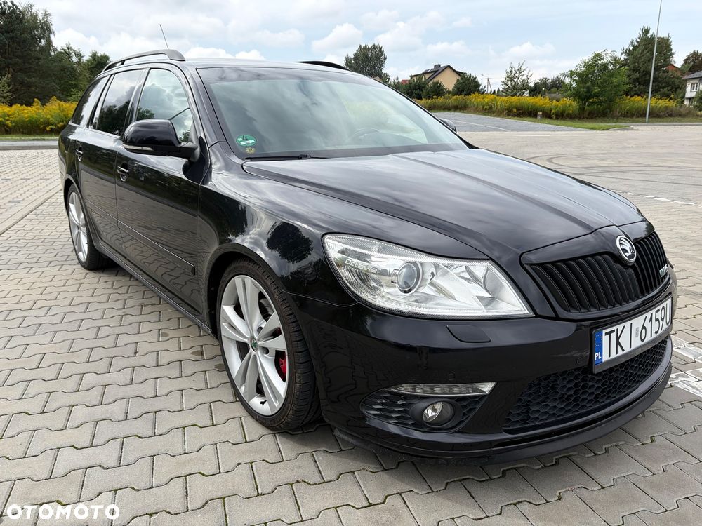 Skoda Octavia 2.0 TDI CR DPF RS - 3