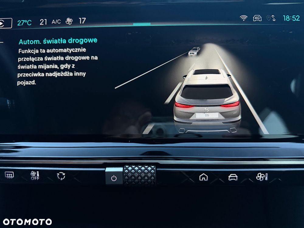 DS Automobiles DS 7 Crossback 1.6 E-Tense Performance Line + - 30