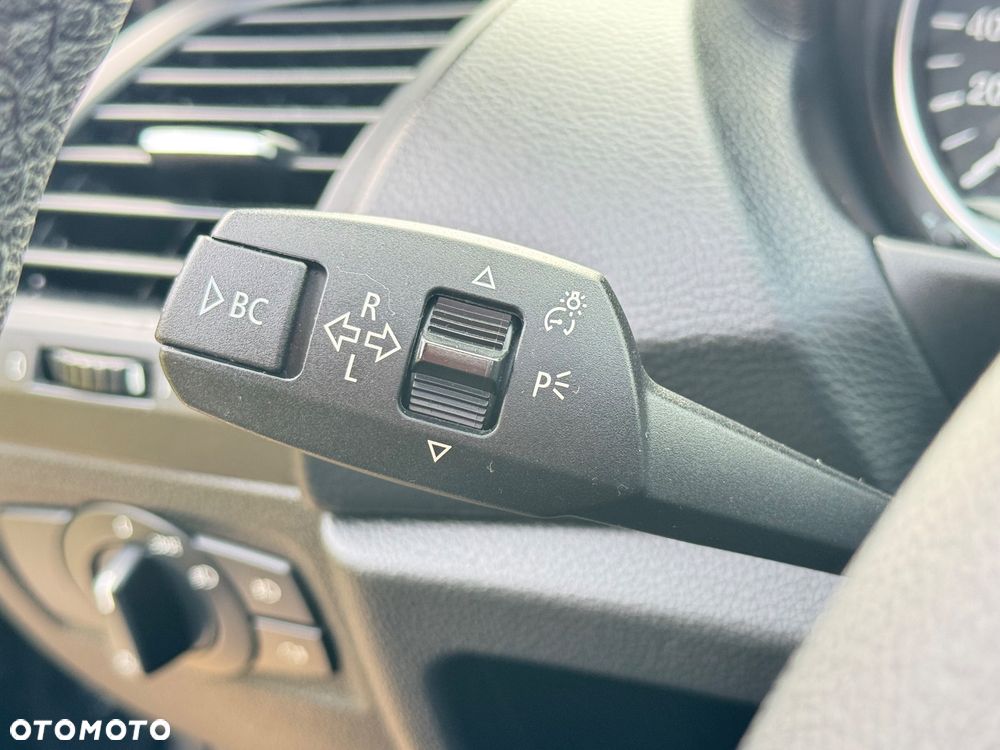 BMW Seria 1 116i - 30