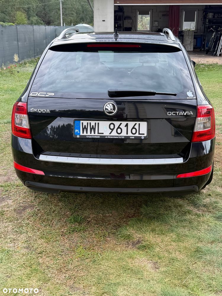 Skoda Octavia 2.0 TDI Elegance DSG - 2