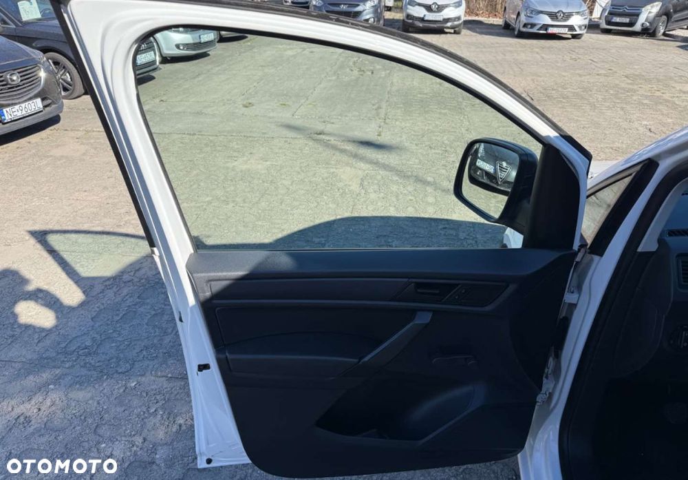 Volkswagen Caddy - 9