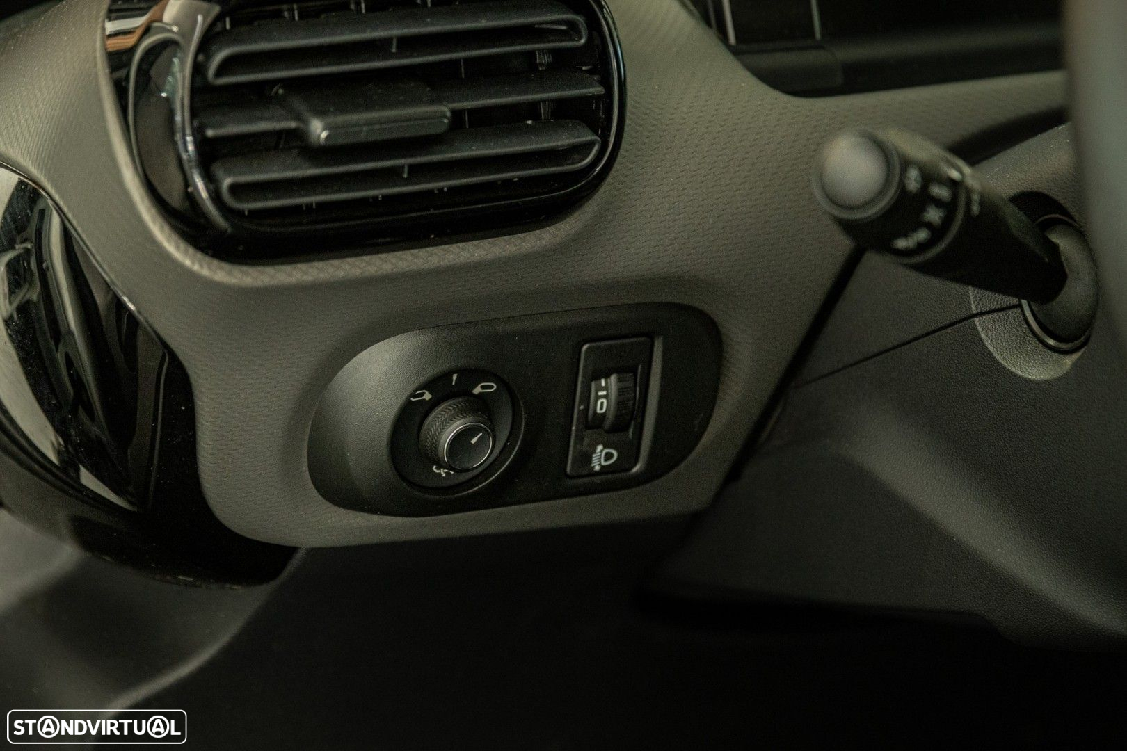 Citroën C4 Cactus 1.2 PureTech Shine Pack - 21