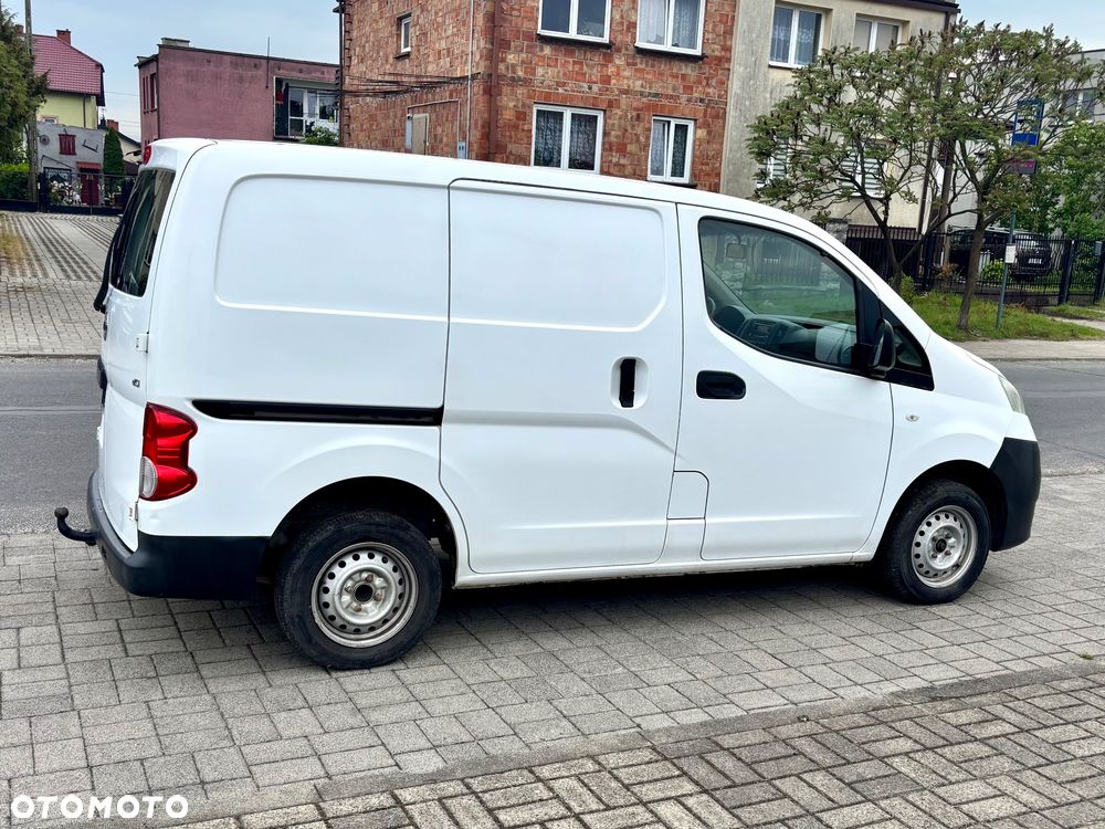 Nissan NV200 - 16