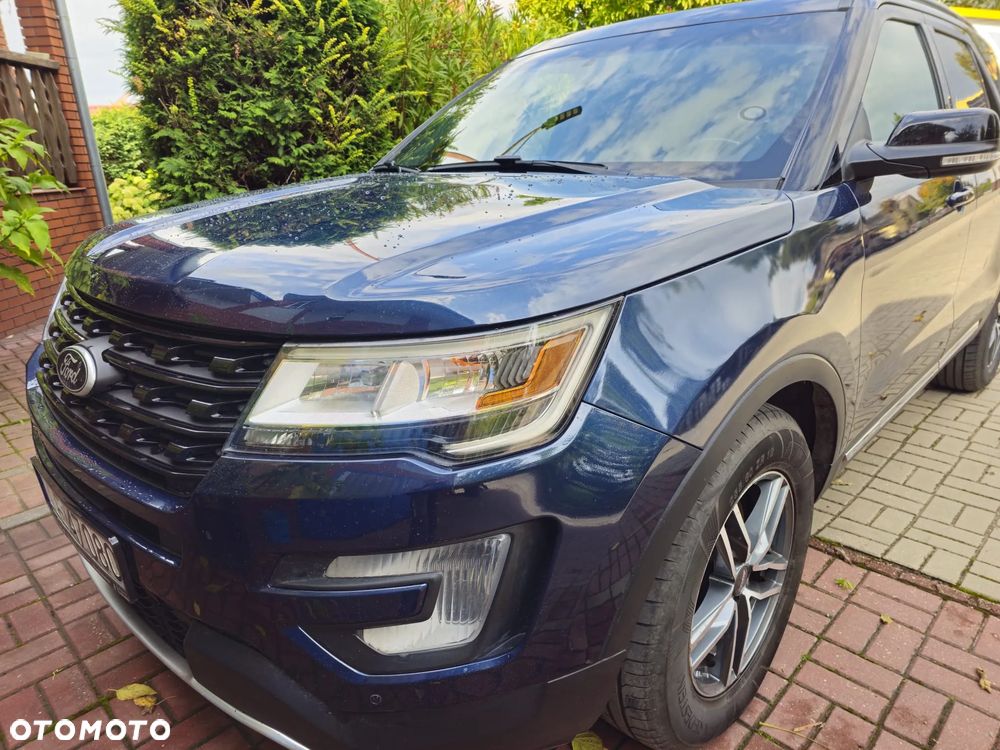 Ford Explorer - 16