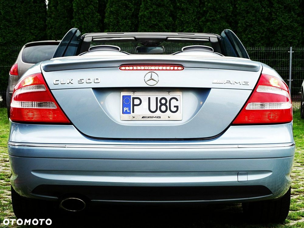 Mercedes-Benz CLK - 12