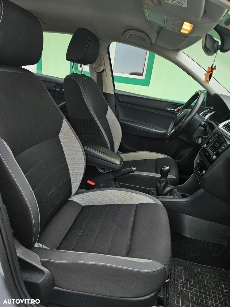 Skoda RAPID 1.2 TSI Ambition - 21