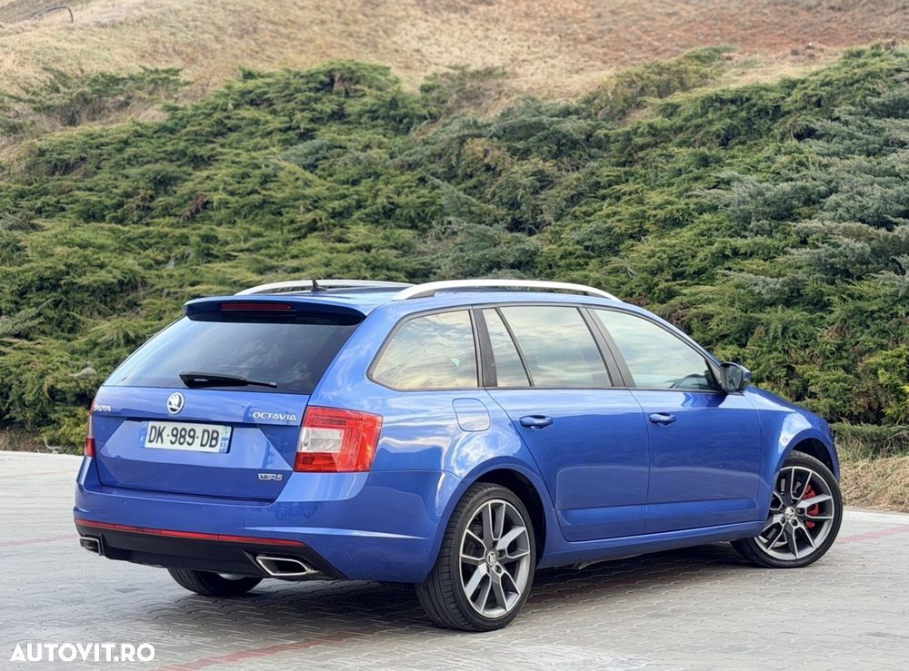 Skoda Octavia 2.0 TDI DSG RS - 6