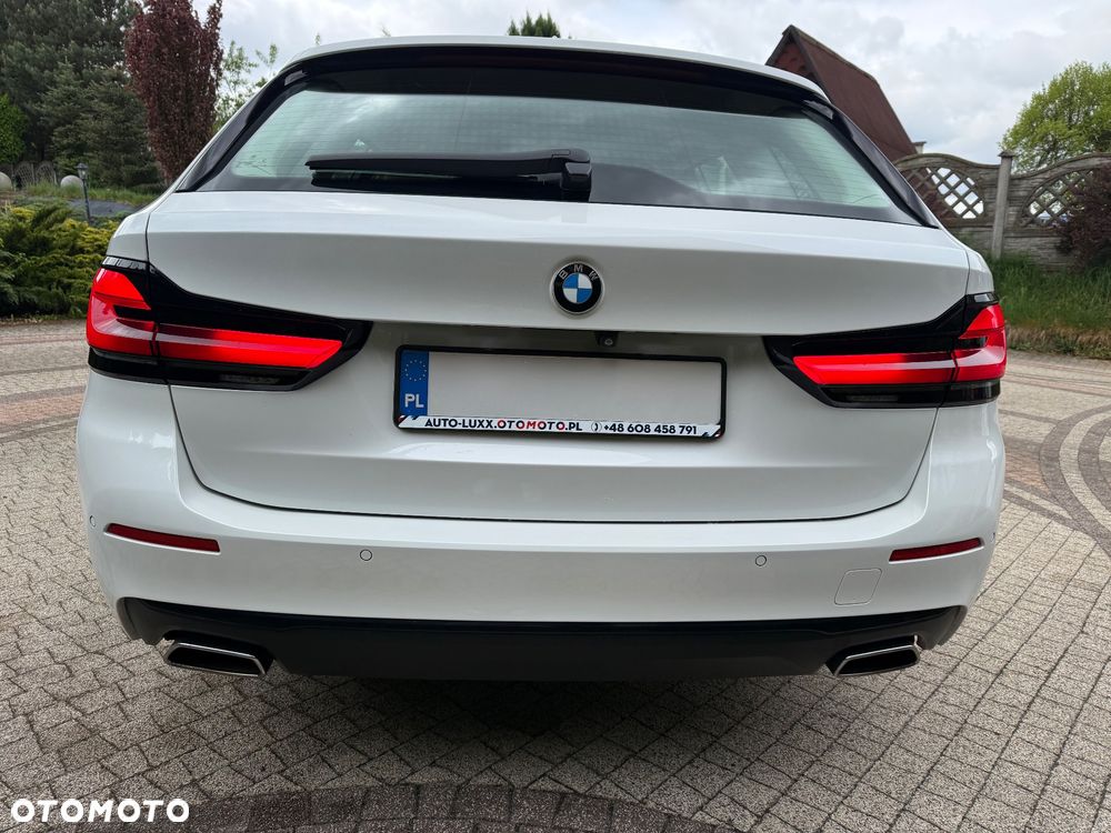 BMW Seria 5 520d M Sport Edition - 17