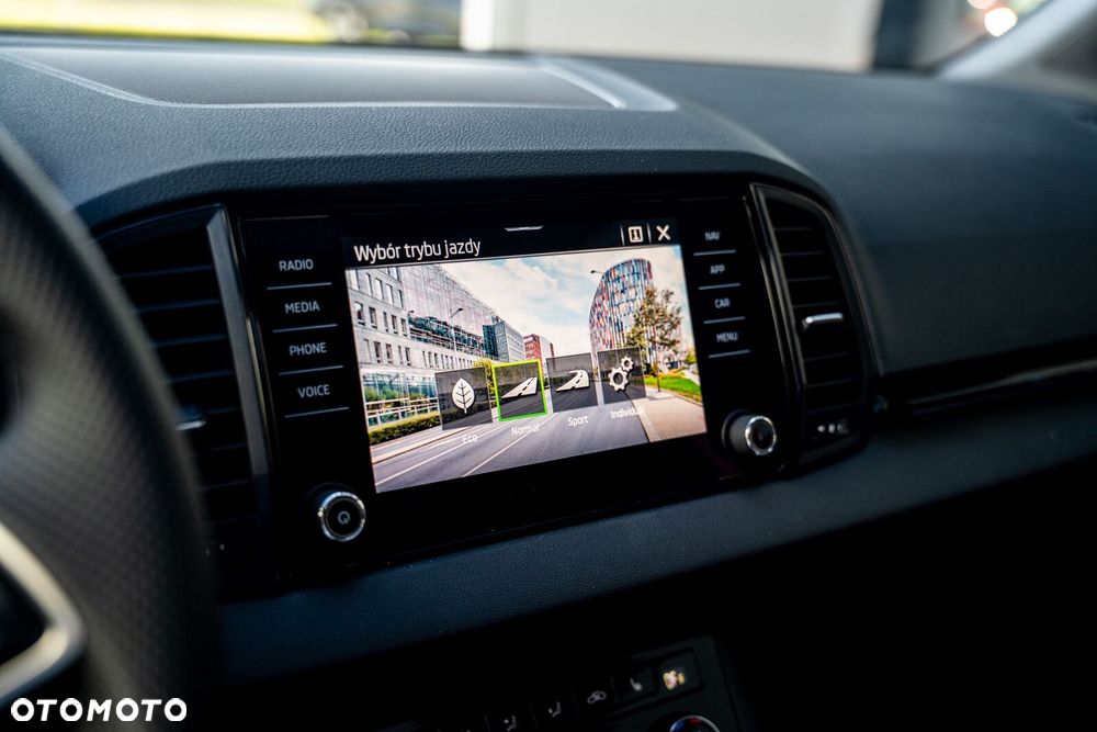Skoda Karoq 1.5 TSI ACT Sportline DSG - 19