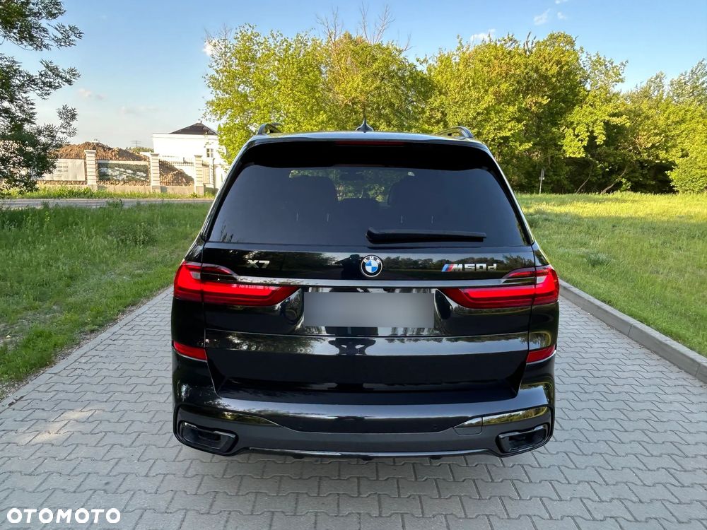 BMW X7 M50d sport - 35