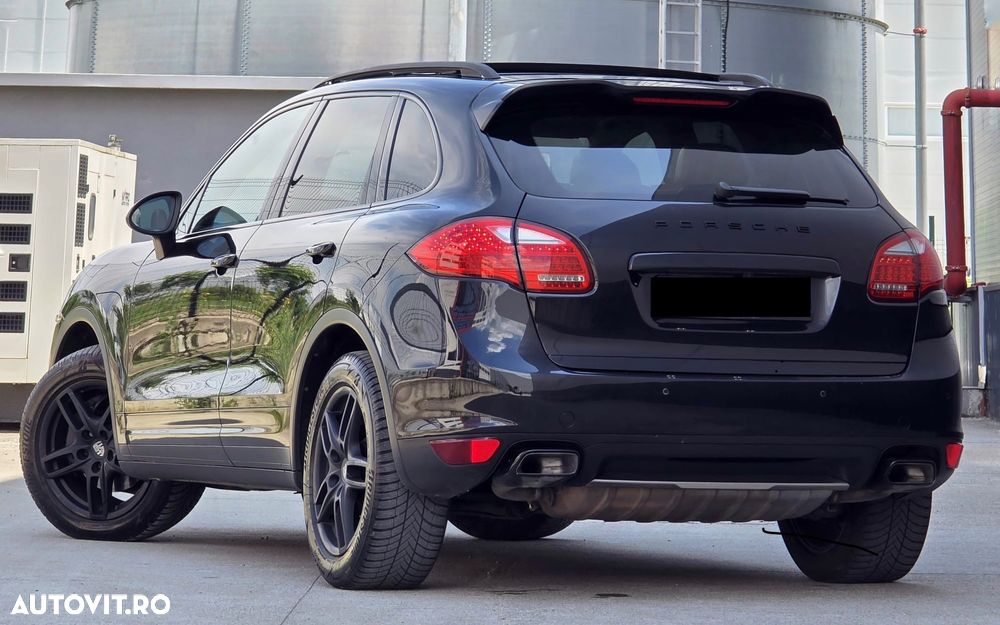 Porsche Cayenne 3.0TD TipTronic - 4