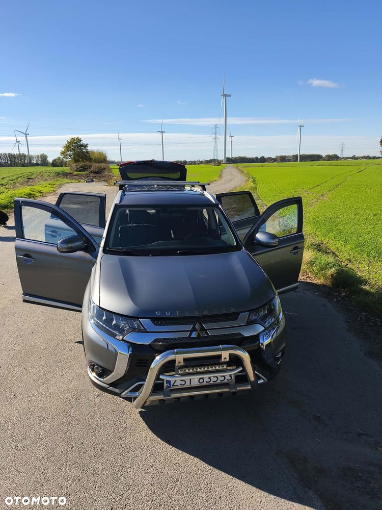 Mitsubishi Outlander 2019 photo 5