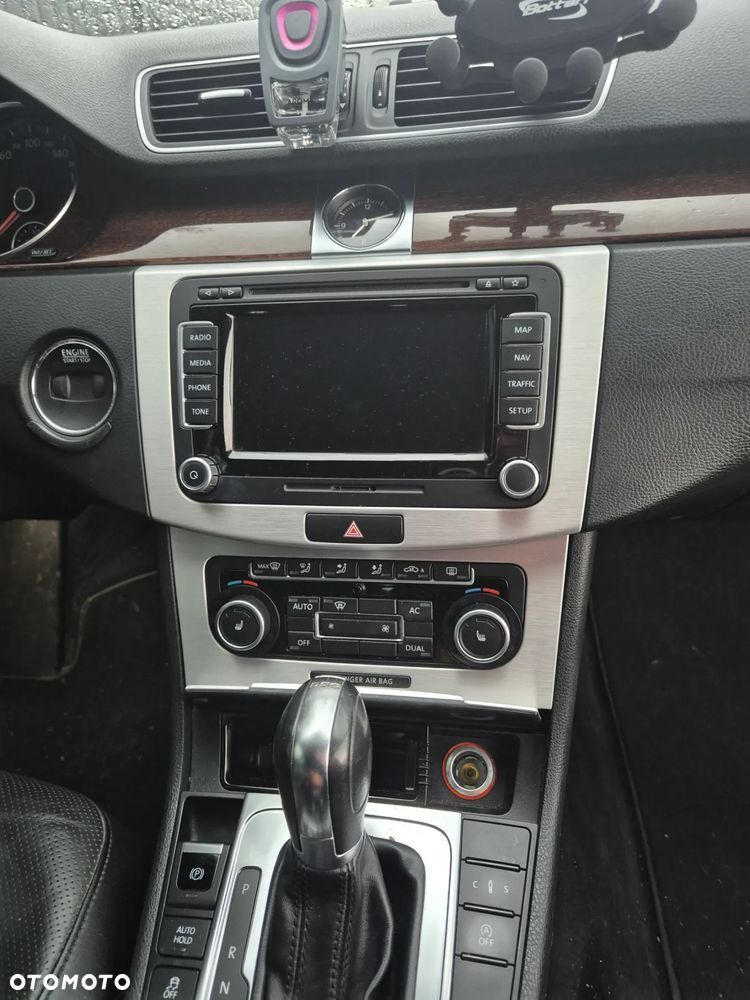 Volkswagen Passat 2.0 TDI 4Mot Highline DSG - 14