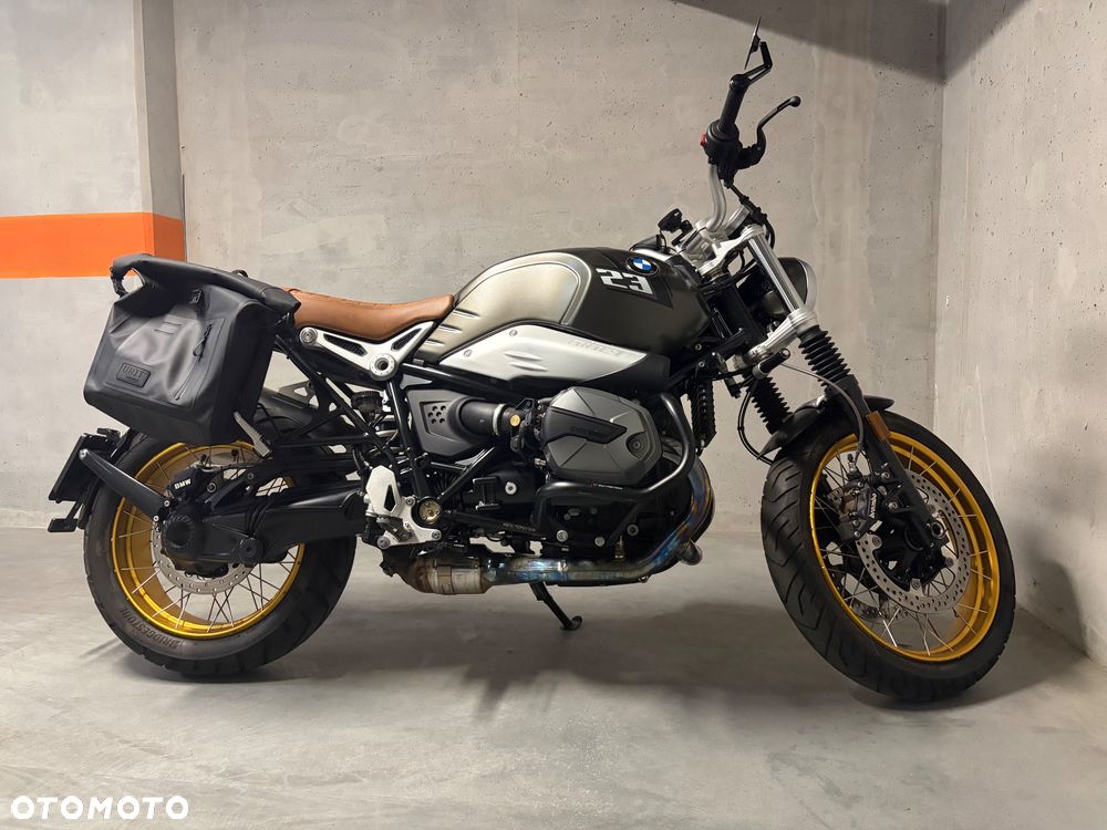 BMW R - 2