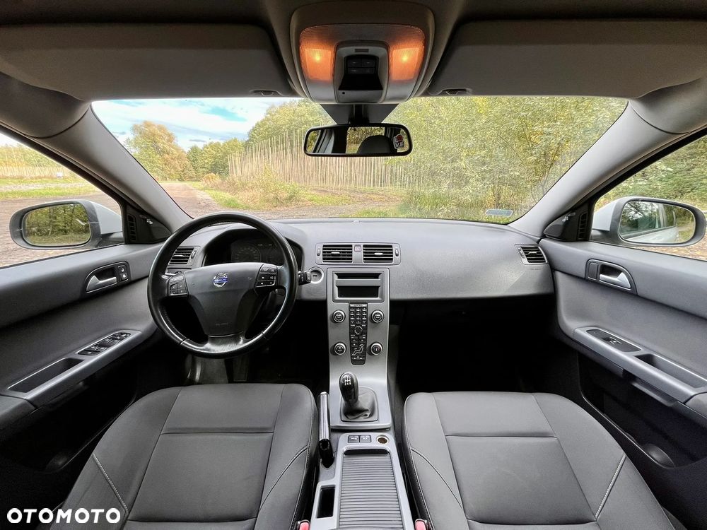 Volvo V50 - 18