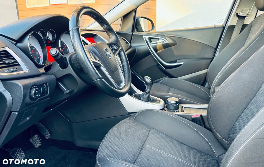 Opel Astra - 12