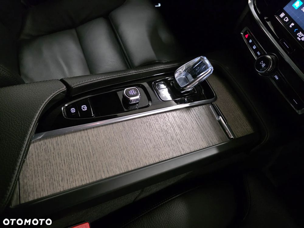 Volvo V90 B5 D AWD Geartronic Inscription - 19