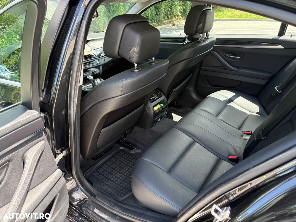 BMW Seria 5 520d - 12