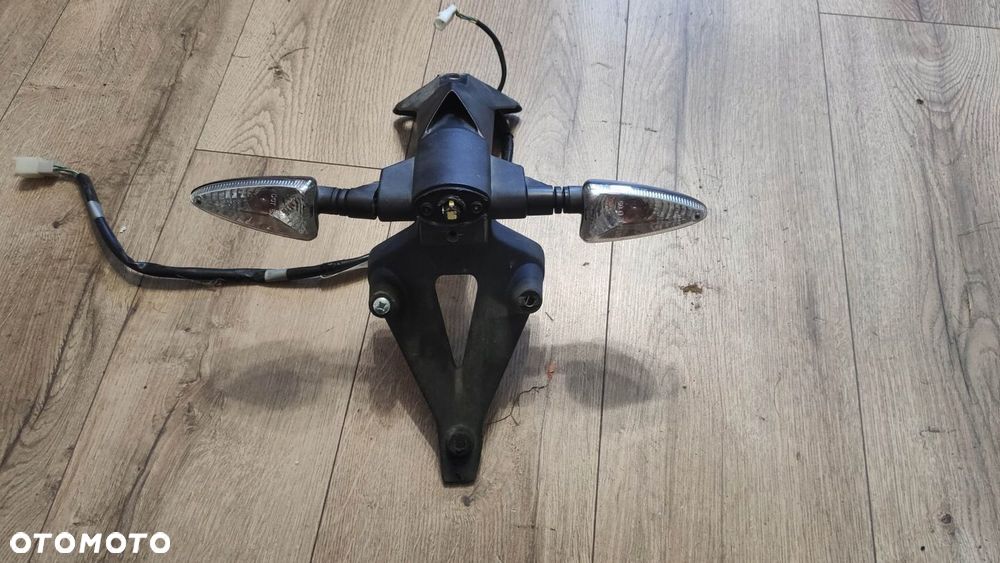 EU KIERUNKOWSKAZ TYŁ MOCOWANIE APRILIA RS4 125 CM - 1