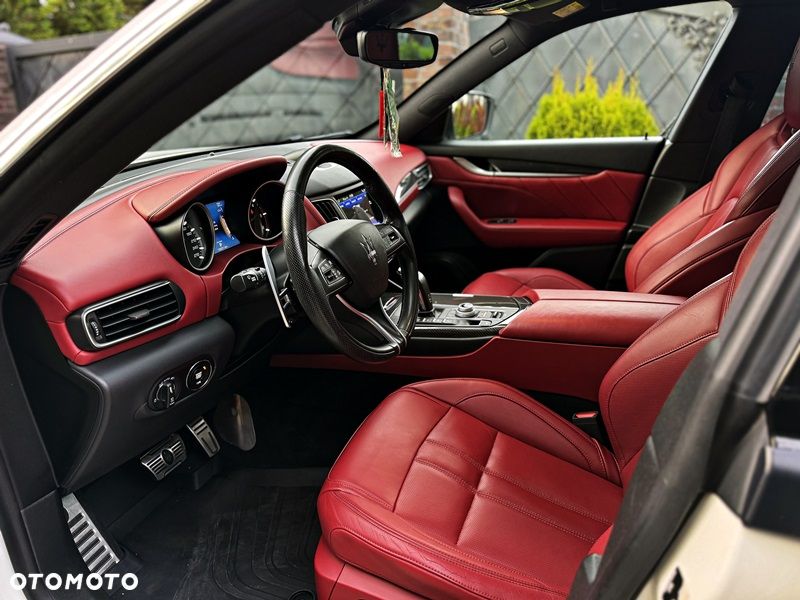 Maserati Levante Diesel Granlusso - 27