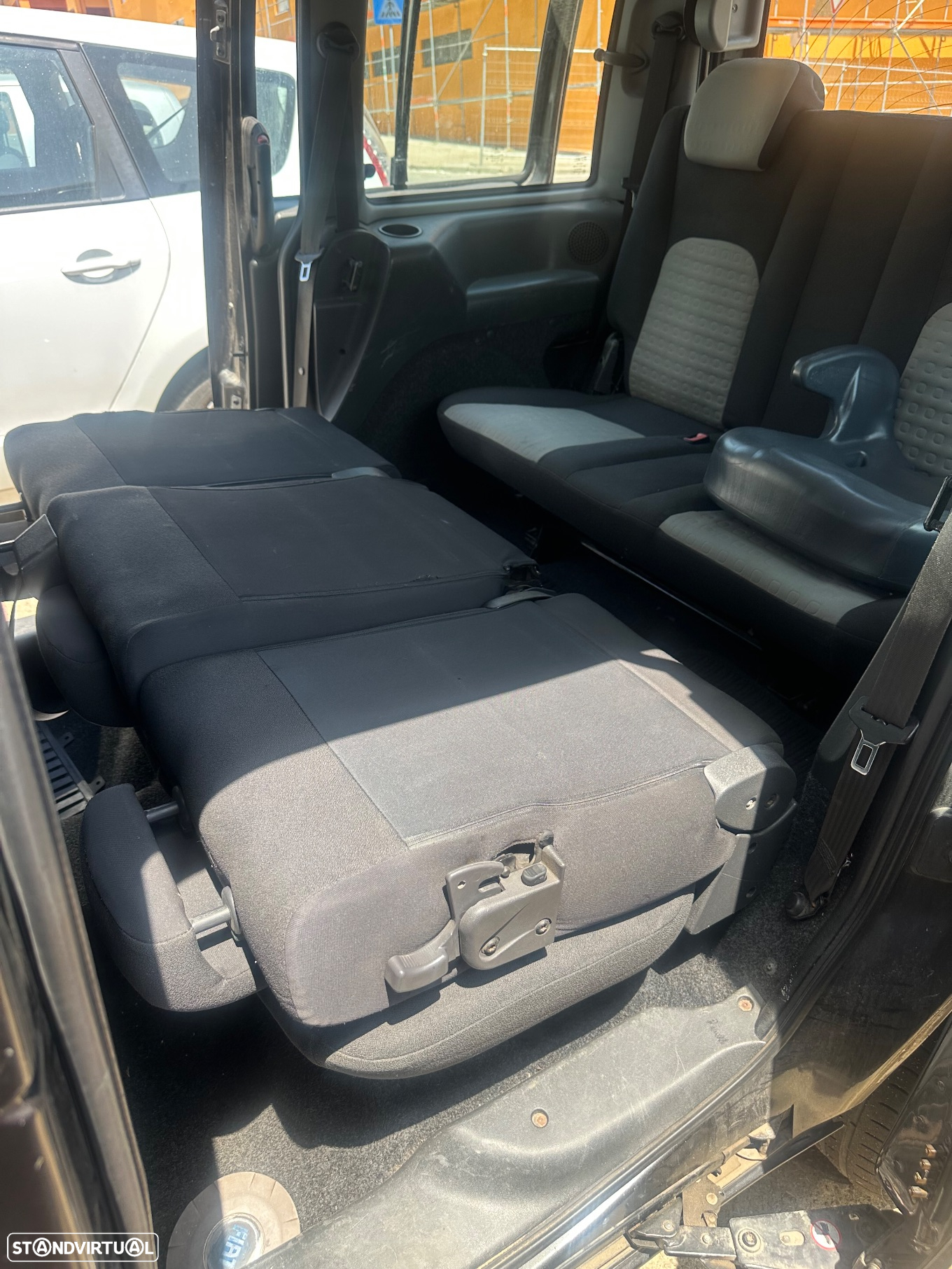 Fiat Doblo Combi 1.3 Multijet - 8