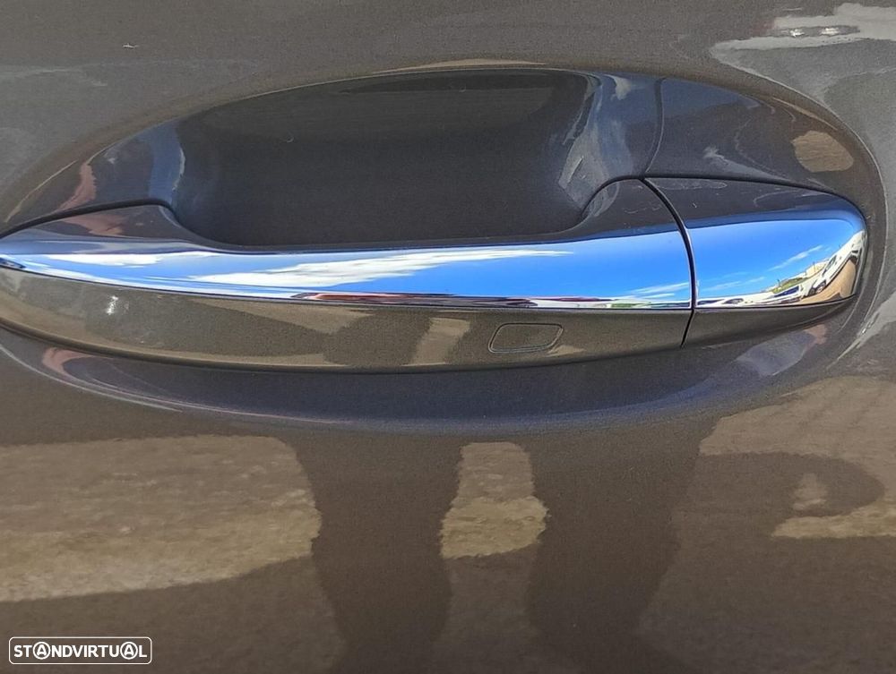 Mercedes-Benz A 250 Limousine e 8G-DCT AMG Line Advanced Plus - 12