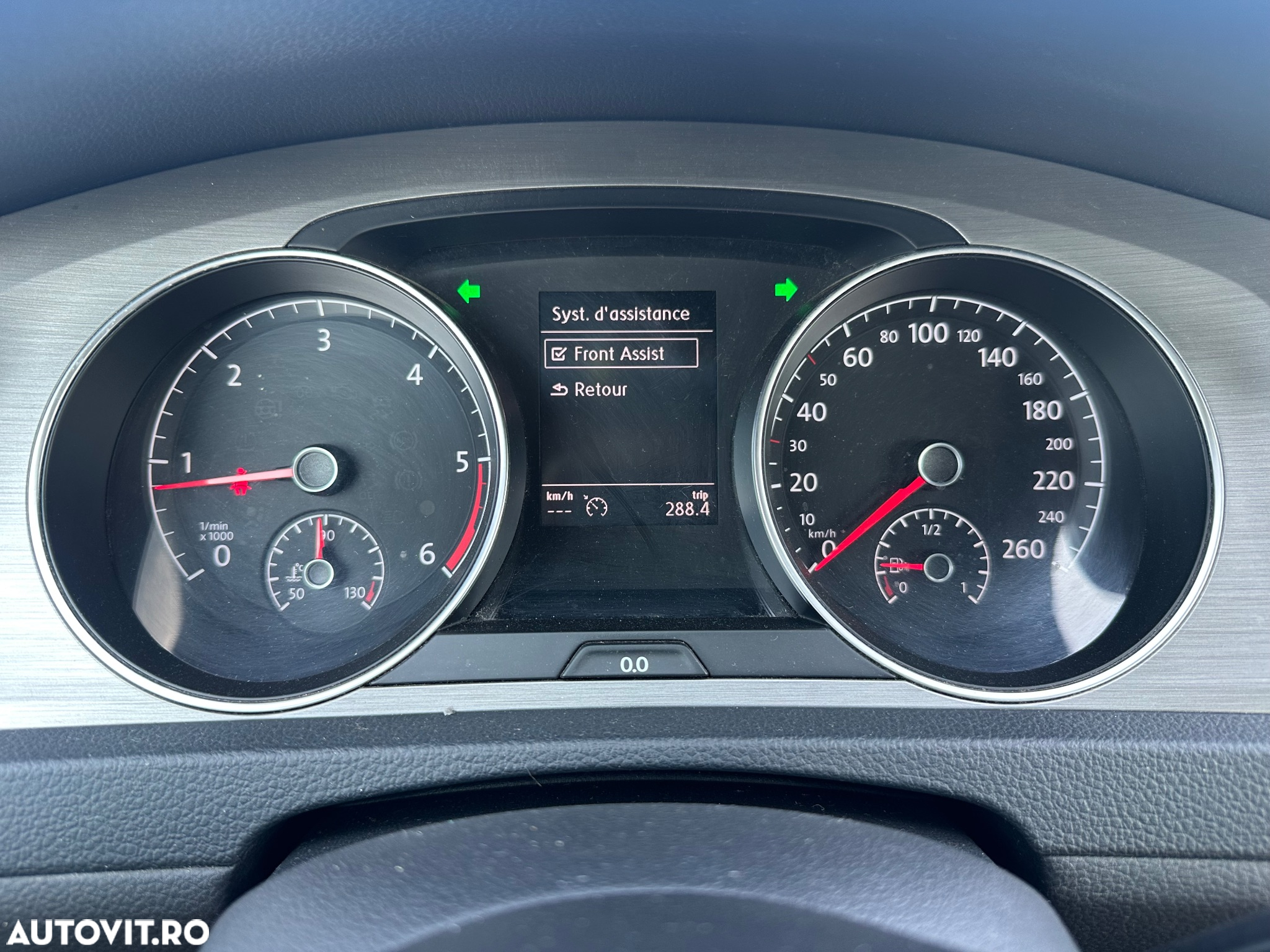 Volkswagen Golf - 12