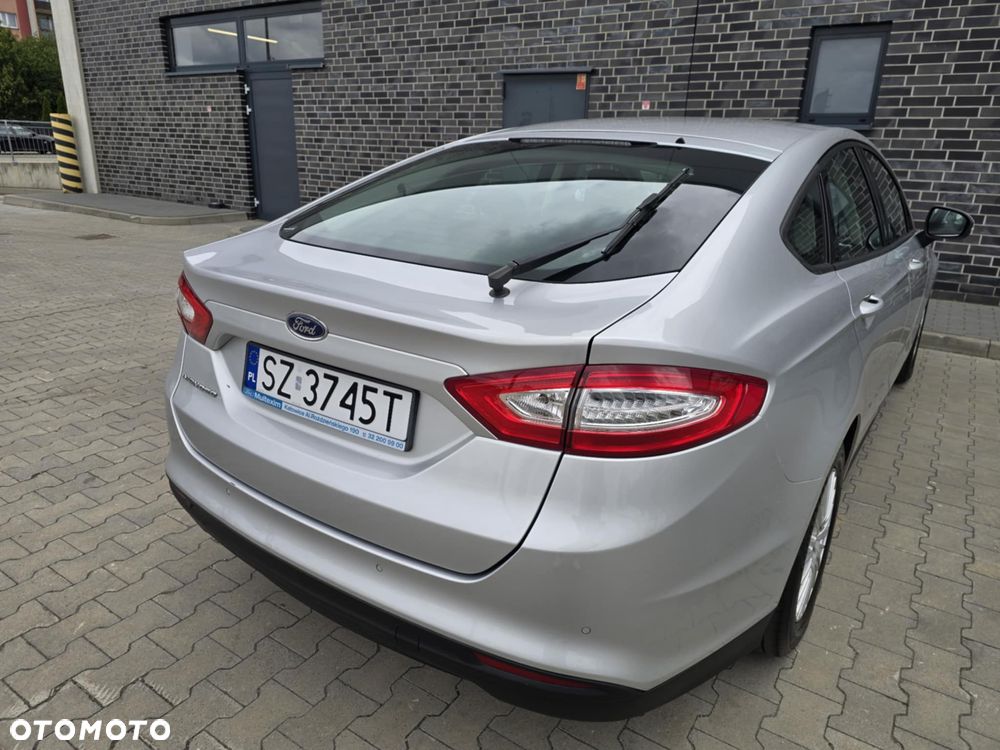 Ford Mondeo 2.0 TDCi Ambiente - 14