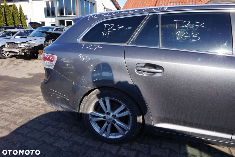 ĆWIARTKA BŁOTNIK TYLNY PRAWY AVENSIS III T27 PH1 KOMBI 1G3 61601-05110 TOYOTA 2009-2011 - 3