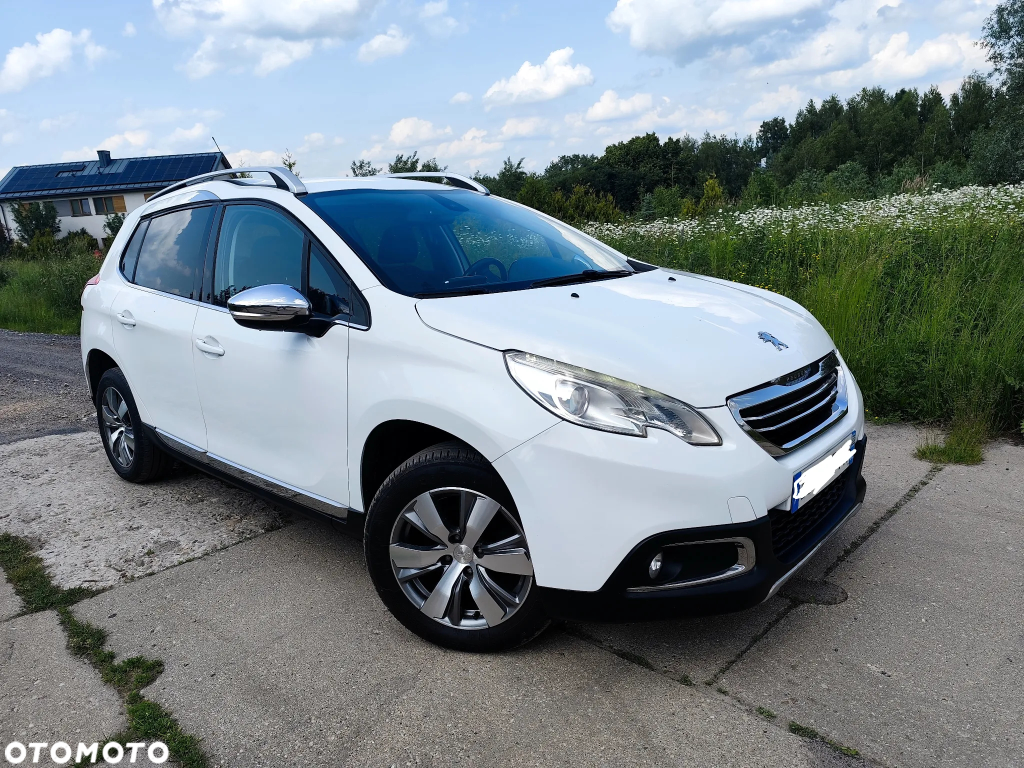 Peugeot 2008 1.6 e-HDi Allure S&S - 2