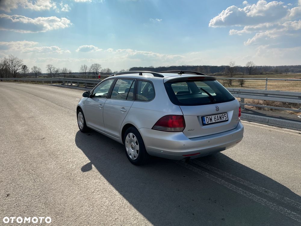 Volkswagen Golf 1.6 TDI Comfortline - 11