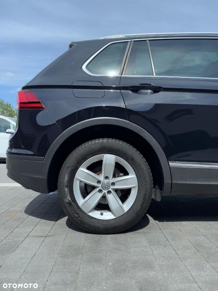 Volkswagen Tiguan - 16