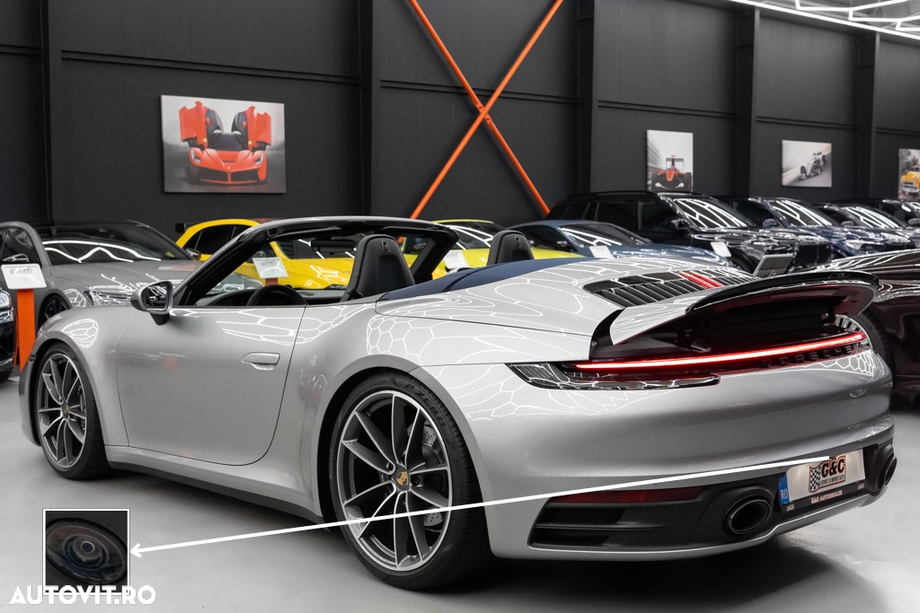 Porsche 911 Carrera Cabriolet PDK - 4