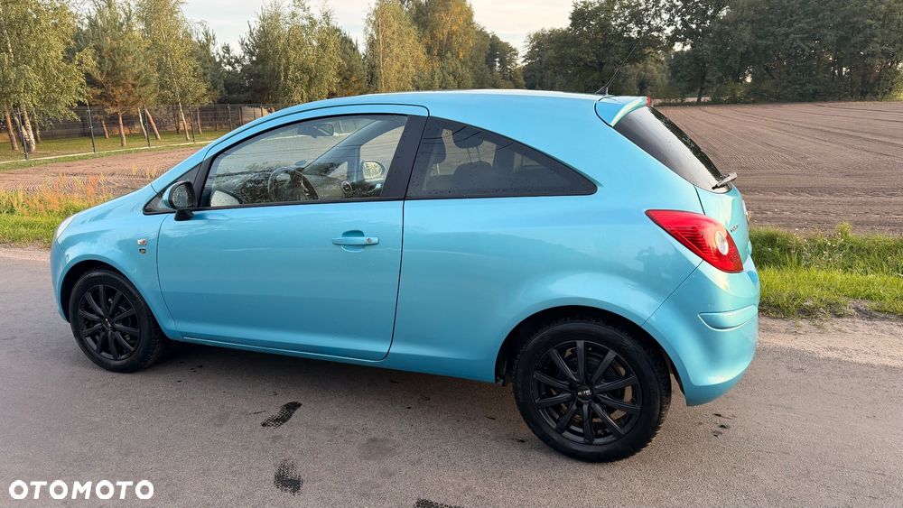 Opel Corsa - 4