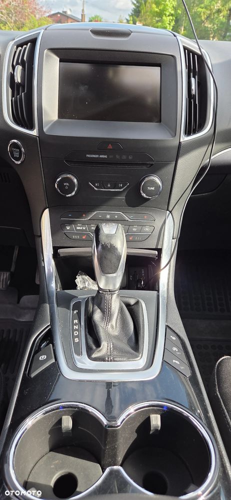 Ford S-Max 2.0 TDCi Titanium PowerShift - 23