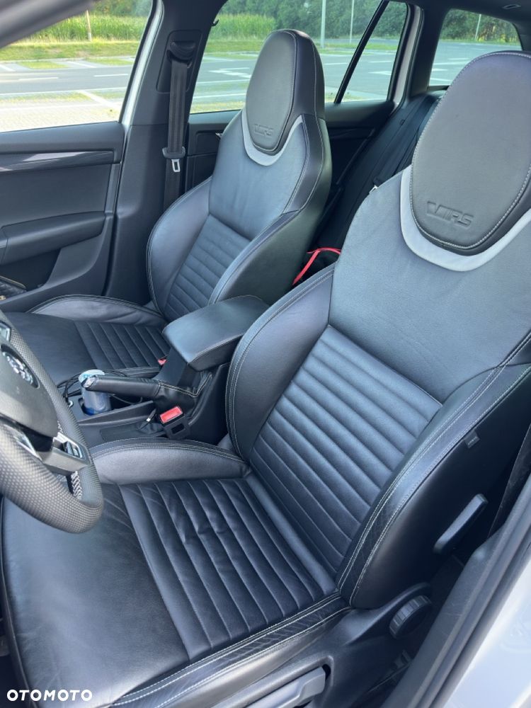 Skoda Octavia 2.0 TDI RS DSG - 16