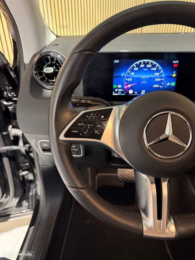 Mercedes-Benz GLA 180 7G-DCT Progressive - 9