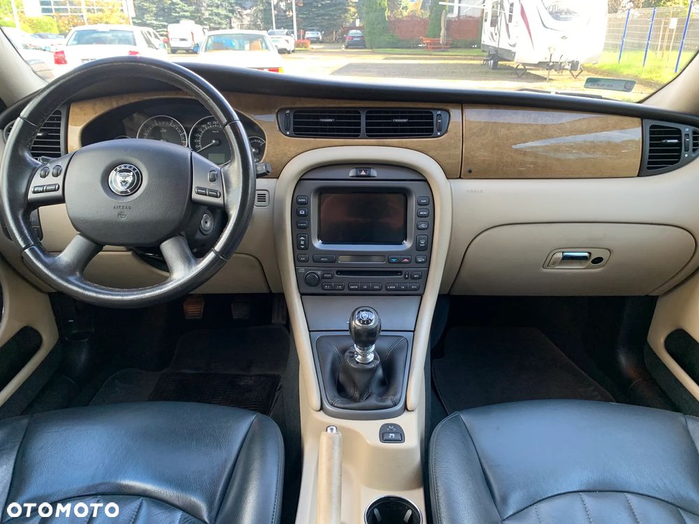 Jaguar X-Type 2.0 D Executive - 14