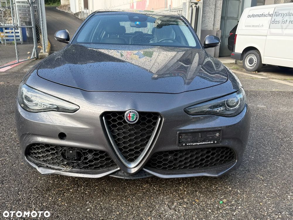 Alfa Romeo Giulia - 3