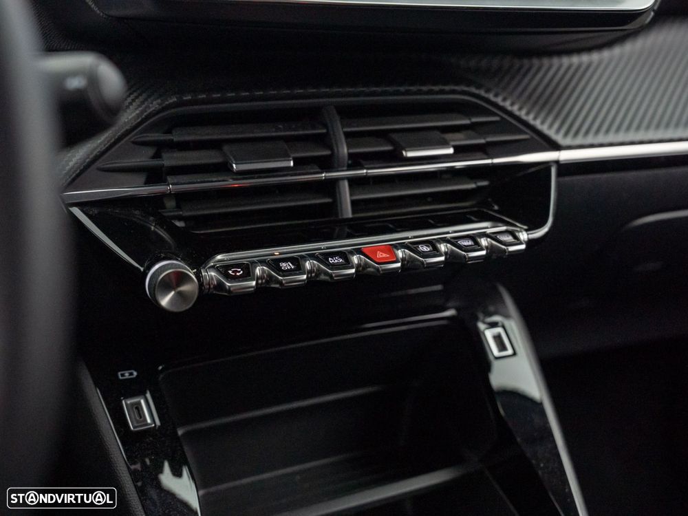 Peugeot e-208 50 kWh Active Pack — fotografia 27